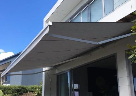 folding arm awning residential home