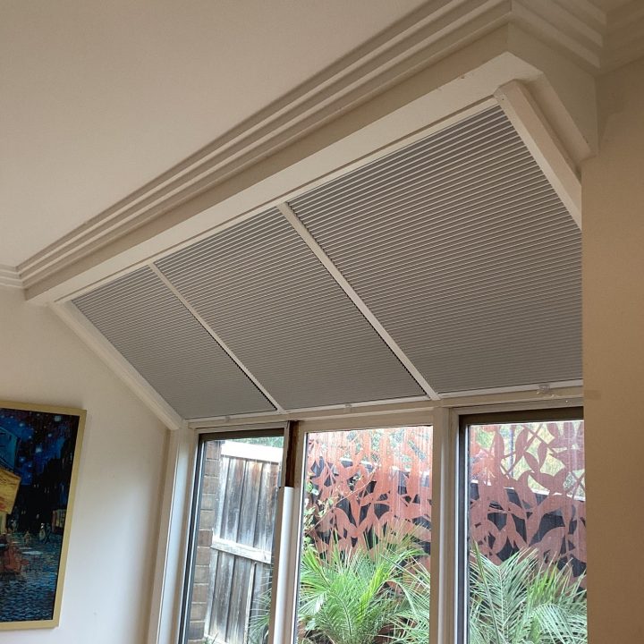 Norman Honeycomb Blind for Skylight aspect ratio 465 450